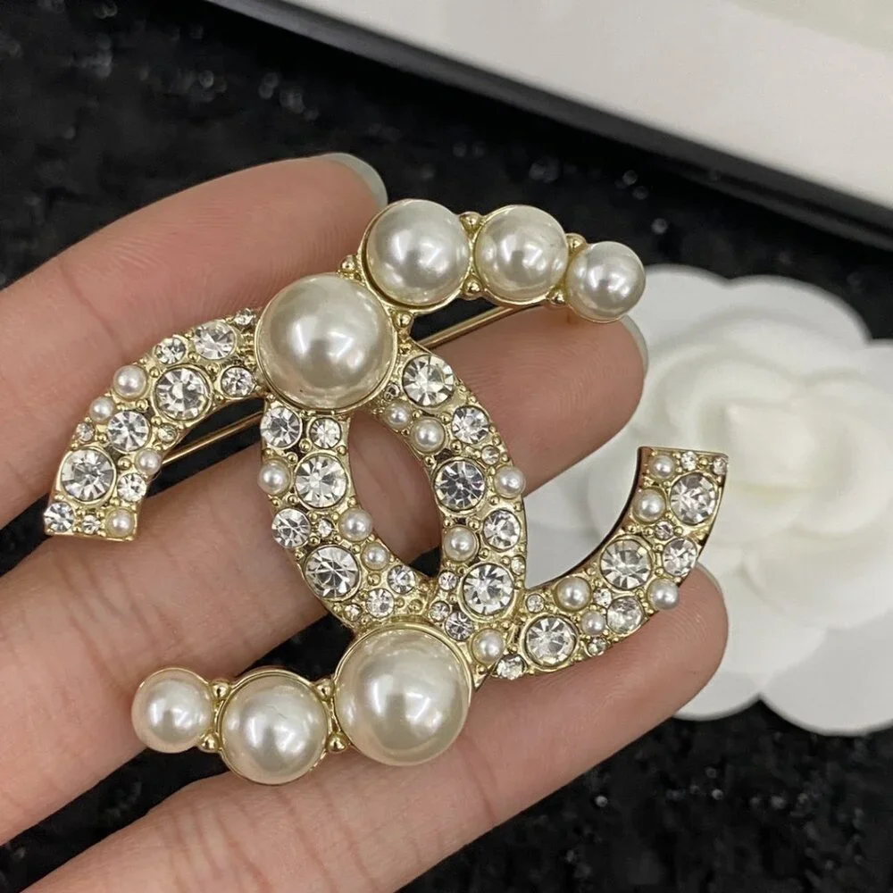 Chanel Double C Pearl Brooch - Picture 5 of 5